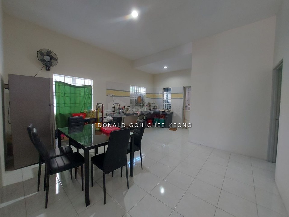 Sri Klebang Freehold, 40*70, Renovated, Move In Condition, Single Storey Semi-D House For Sale , Perak, Chemor