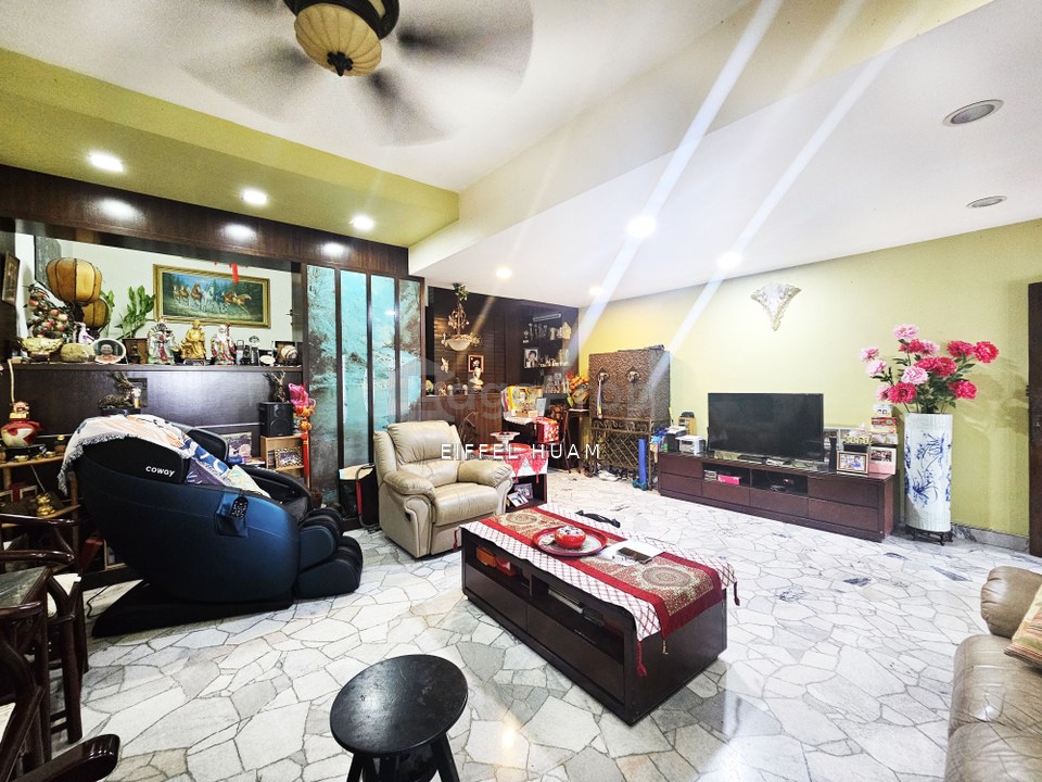 Renovated & Well-Maintained Double Storey Terrace For Sale, Penang, Persiaran Gurney