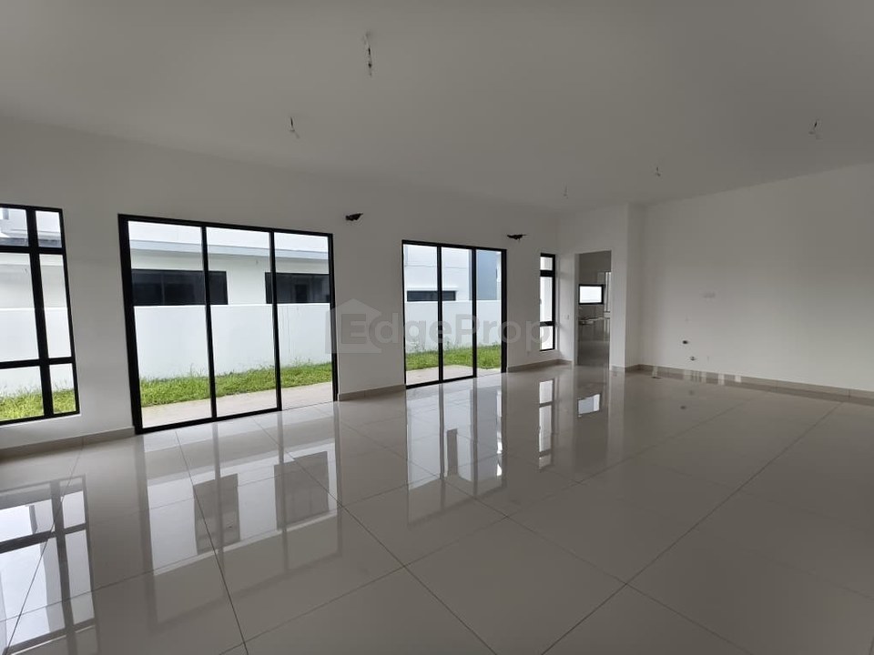 Palmyra Sanctuary @ Setia Tropika Double Storey Semi D 6BR 6BA Unblocked View, Johor, Setia Tropika