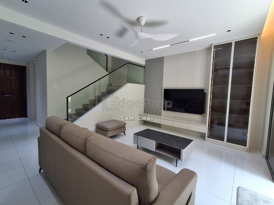 Desa ParkCity (Nadia Parkhomes)
