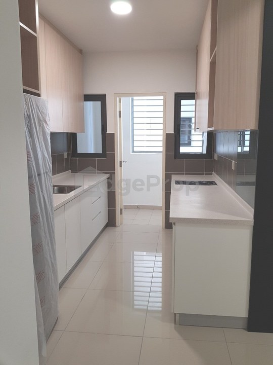 Taman Wahyu Batu Caves KL Lakeville Residence Condo apartment for Sale, Kuala Lumpur, Batu 