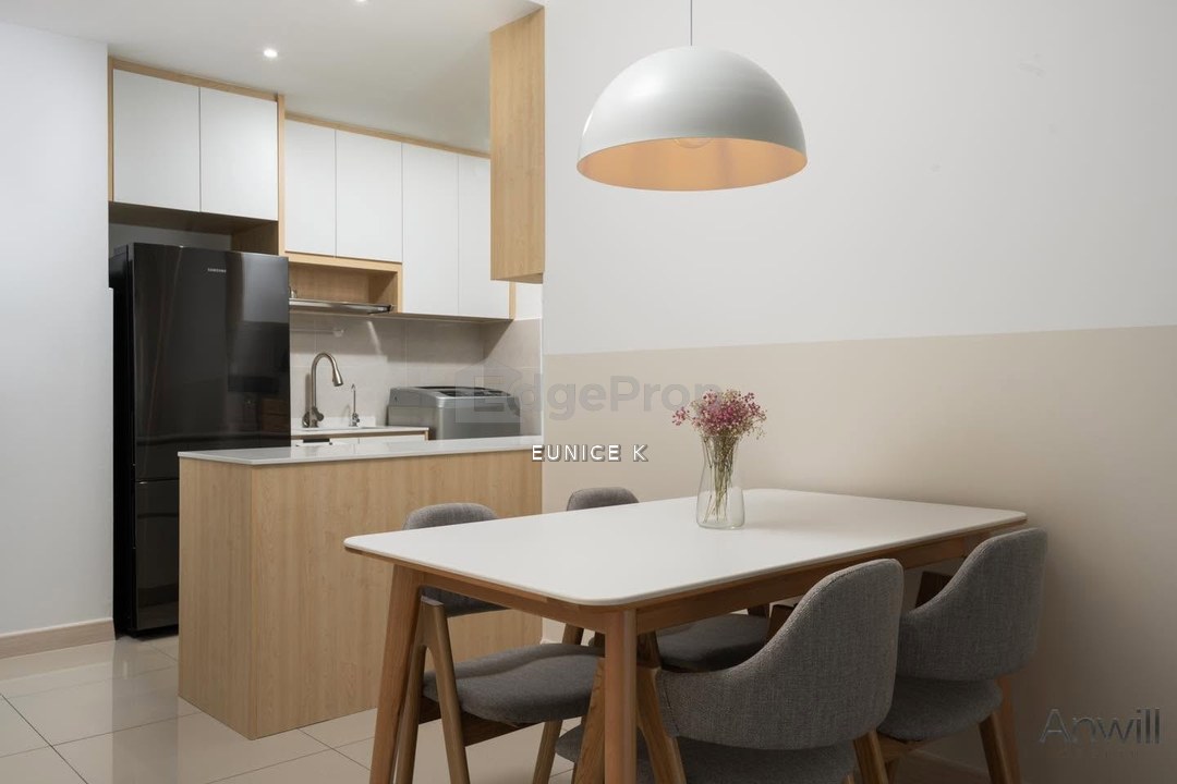Emerald 9 , Freehold Condo Walk Distance to MRT, Selangor, Hulu Langat