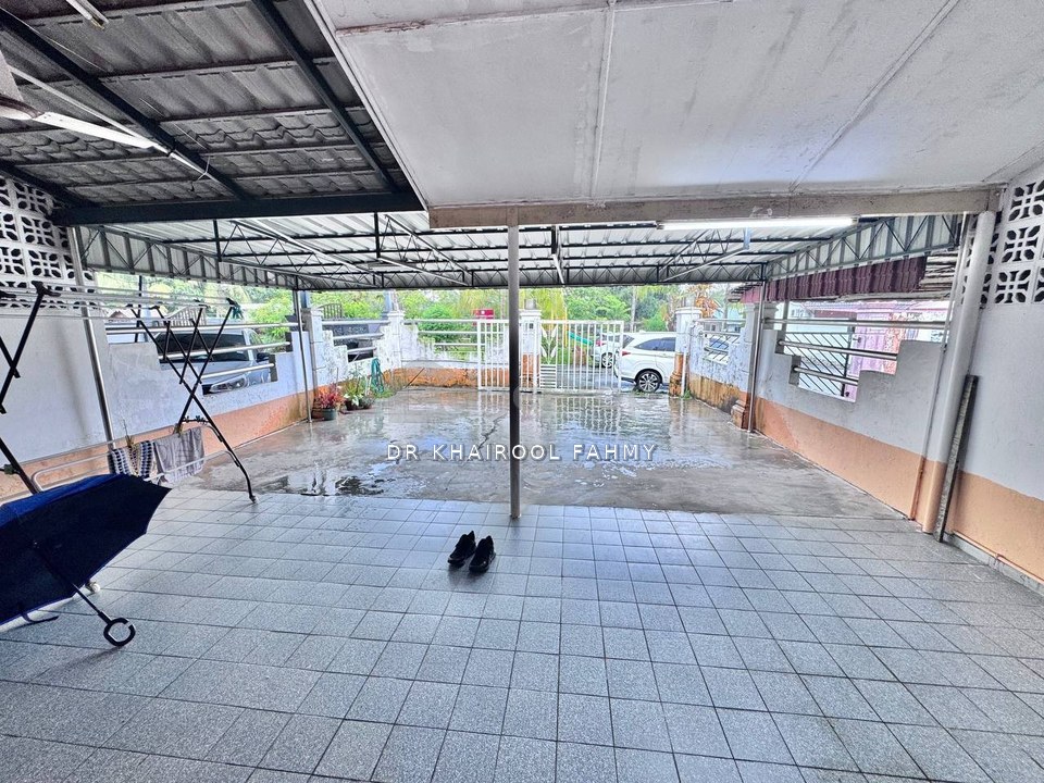Taman Purnama Simpang Renggam Johor Single Storey Terrace Renovated Open Facing Playground, Johor, Simpang Renggam