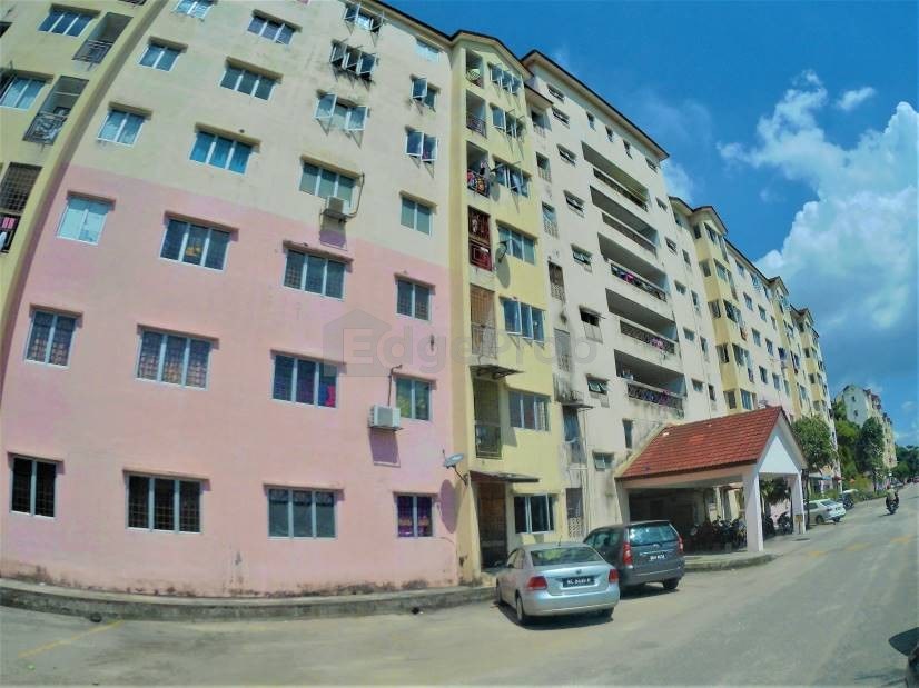 Meru Courts