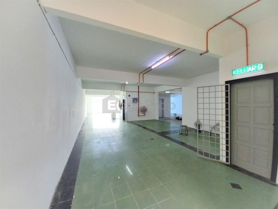 Kelana Jaya LRT Station,  Petaling Jaya, 4 Stroey Shop Office Adjoining Lots To Let, Selangor, Petaling Jaya