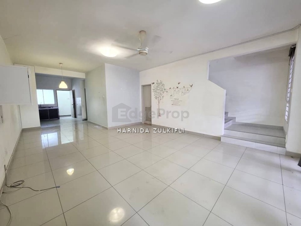 DOUBLE STOREY TERRACE SAUJANA INDAH (SUMMER) S2 HEIGHTS @ SEREMBAN 2, Negeri Sembilan, Seremban