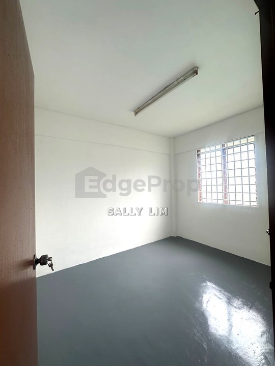 Rumah Pangsa Akasia @ Desa Cemerlang Low Cost Flat Original Unit For Sale, Johor, Ulu Tiram