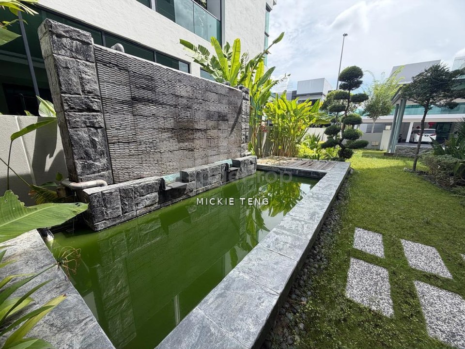 8 Residence