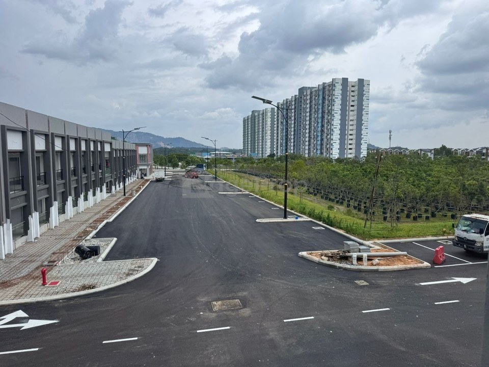 Village Square @ Gamuda Gardens