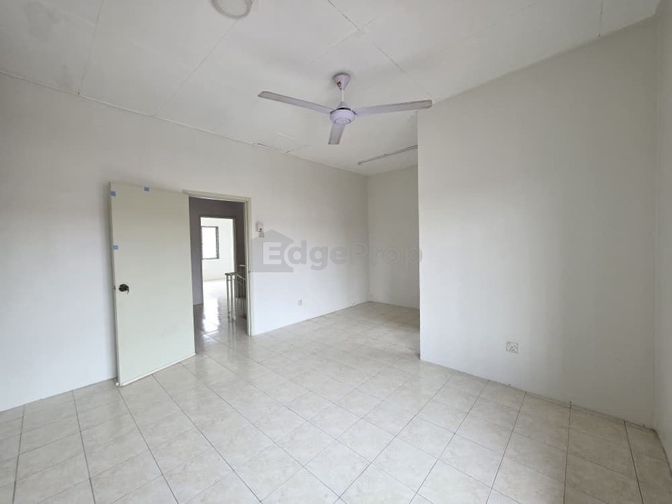 Price Reduced Below Bank Value 2 Storey House Taman Sentosa Klang, Selangor, Klang