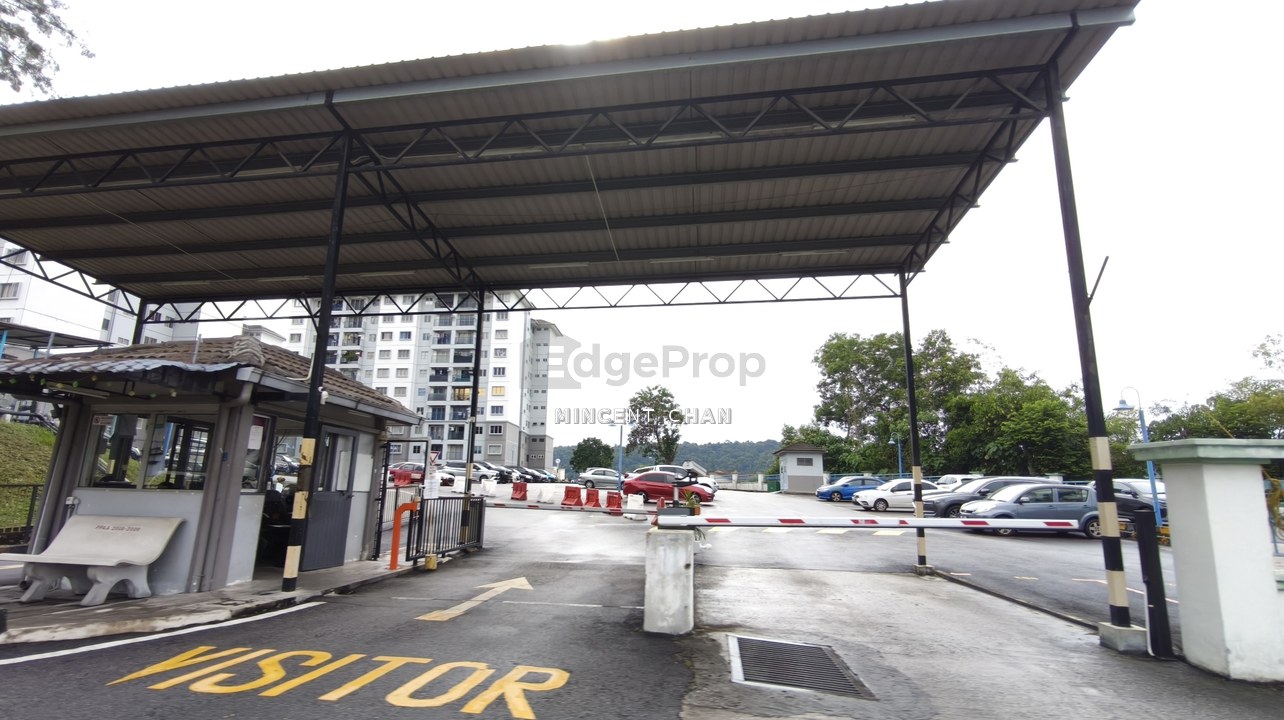Akasia Apartments @Pusat Bandar Puchong , Selangor, Puchong