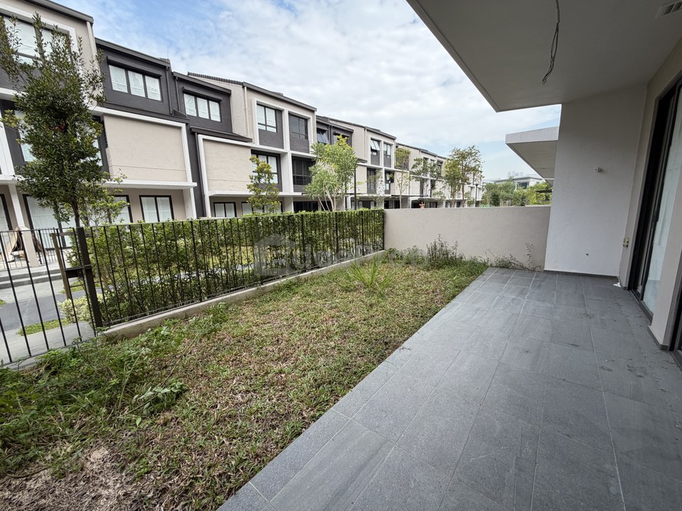 3 storey garden terrace home, Selangor, Seri Kembangan