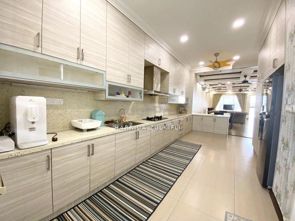 DOUBLE STOREY TERRACE @ SURIAMAN SENDAYAN FOR SALE, Negeri Sembilan, Seremban
