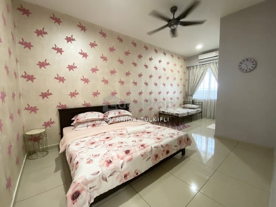 DOUBLE STOREY TERRACE @ SURIAMAN SENDAYAN FOR SALE, Negeri Sembilan, Seremban