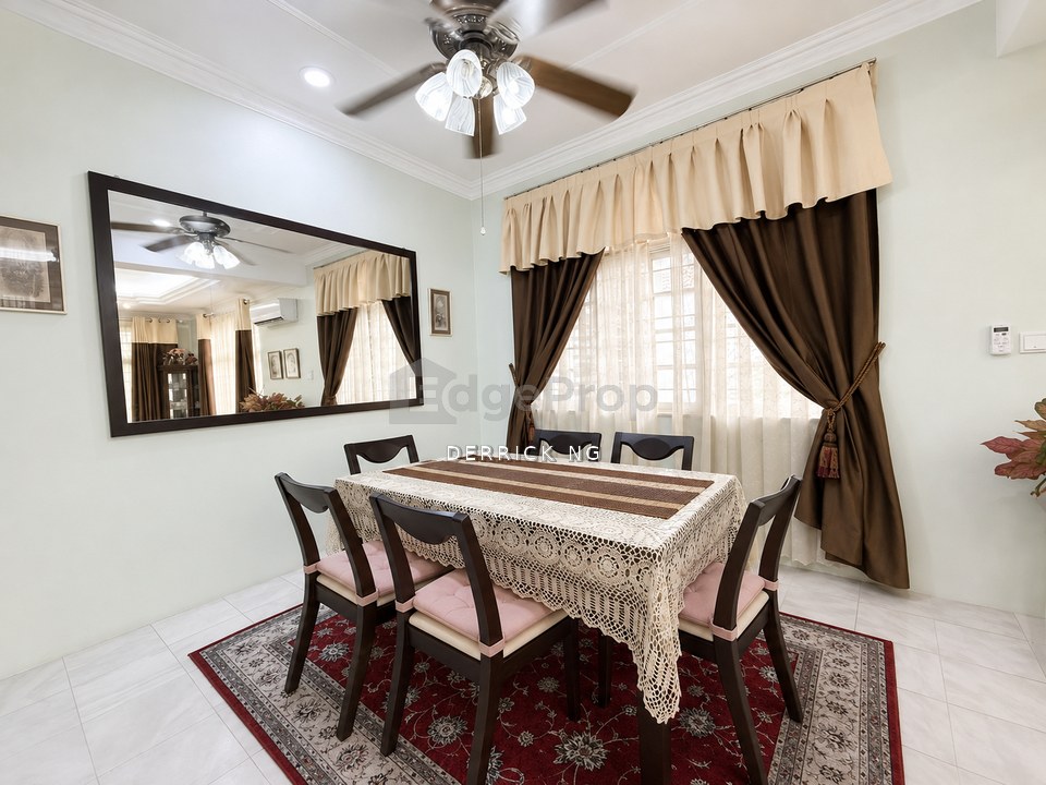 Persiaran Cinta Sayang Golf club 1 Stry Bungalow House Fully Renovation , Fully Furnish House For Sale, Kedah, Sungai Petani