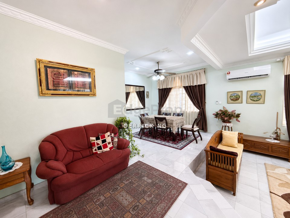 Persiaran Cinta Sayang Golf club 1 Stry Bungalow House Fully Renovation , Fully Furnish House For Sale, Kedah, Sungai Petani