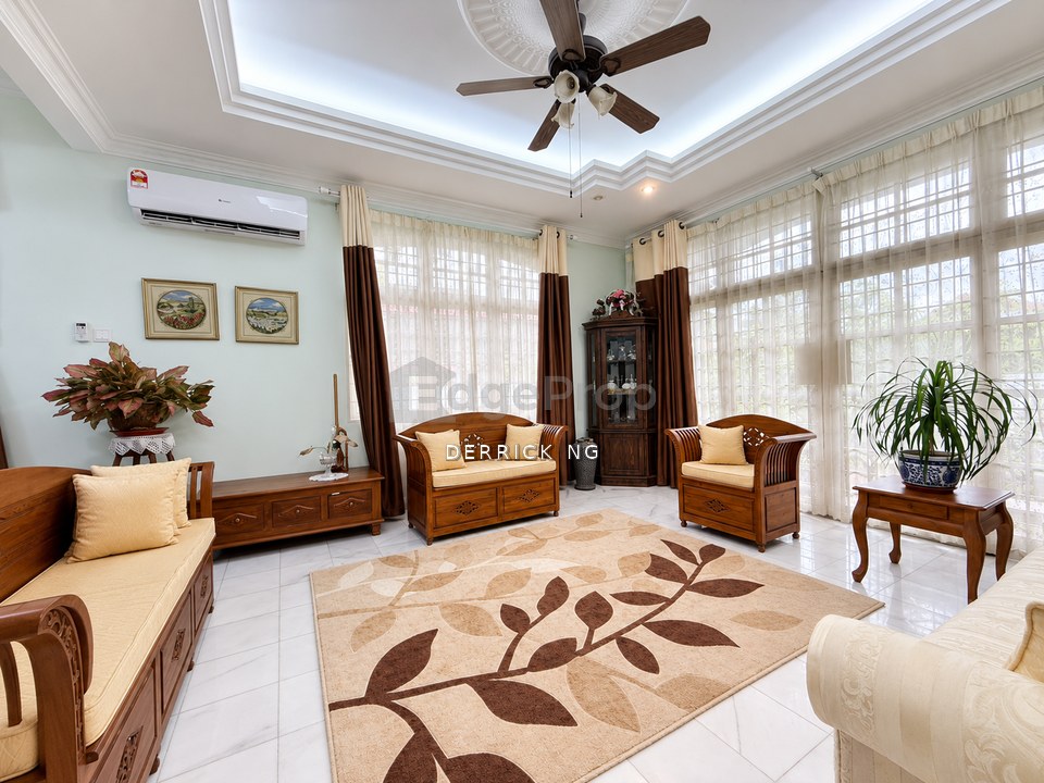 Persiaran Cinta Sayang Golf club 1 Stry Bungalow House Fully Renovation , Fully Furnish House For Sale, Kedah, Sungai Petani