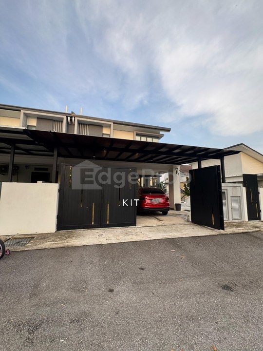 Premium Fully Renovated 2.5 Storey Semi D @ Residence Hills,Senawang,Seremban, Negeri Sembilan, Seremban