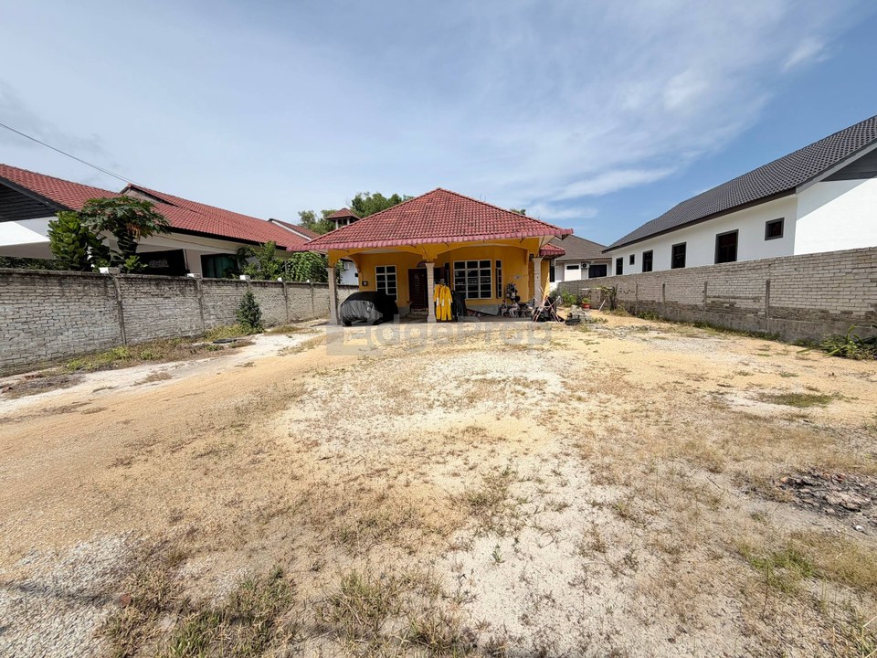 Banglo Kg Baru Kemasik, Terengganu, Kemasik