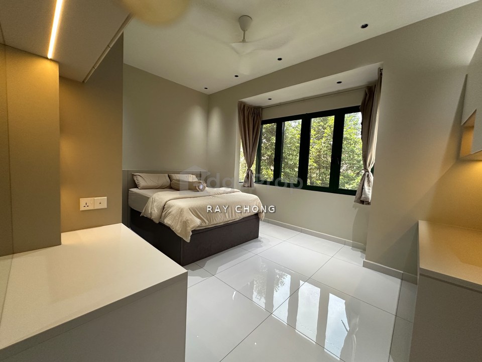 Desa ParkCity (Nadia Parkhomes)