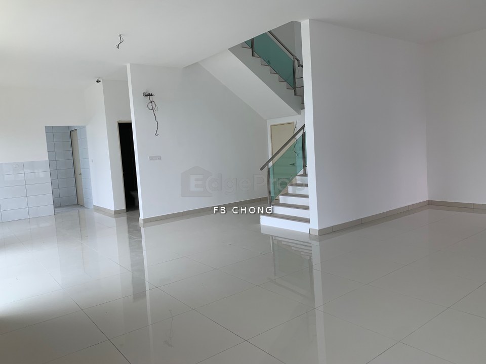 Kajang CORNER NEW SEMI D 15min Cheras  25min KL, Selangor, Kajang