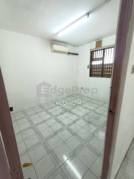 Taman Daya Jalan Bertam Low Cost Flat Level 2 Original Unit For Sale, Johor, Johor Bahru