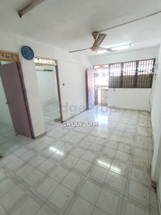 Taman Daya Jalan Bertam Low Cost Flat Level 2 Original Unit For Sale, Johor, Johor Bahru