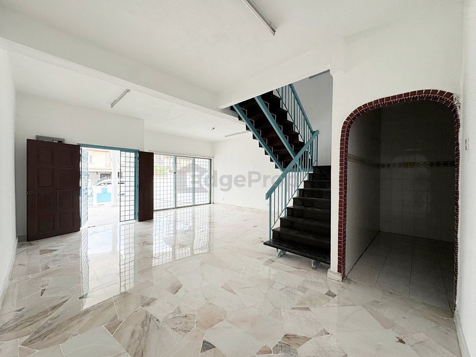 Bandar Puchong Jaya, Puchong 20x75 End Lot Double Storey Terrace House, Jalan Enggang Puchong Jaya, Selangor, Puchong