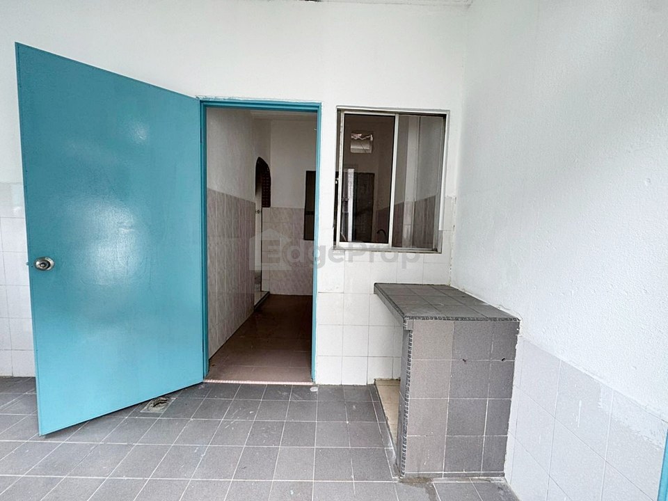 Bandar Puchong Jaya, Puchong 20x75 End Lot Double Storey Terrace House, Jalan Enggang Puchong Jaya, Selangor, Puchong