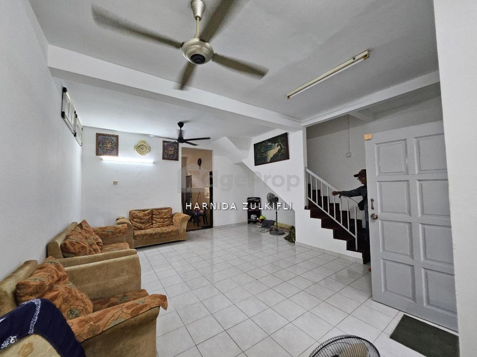 FACING OPEN DOUBLE STOREY TERRACE @ TAMAN DESA ORKID, SENAWANG FOR SALE, Negeri Sembilan, Seremban