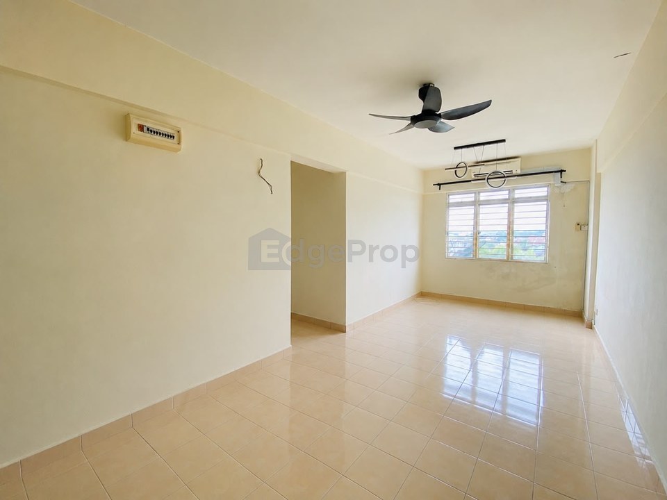 Condominium Putra Intan Dengkil For Rent, Selangor, Dengkil