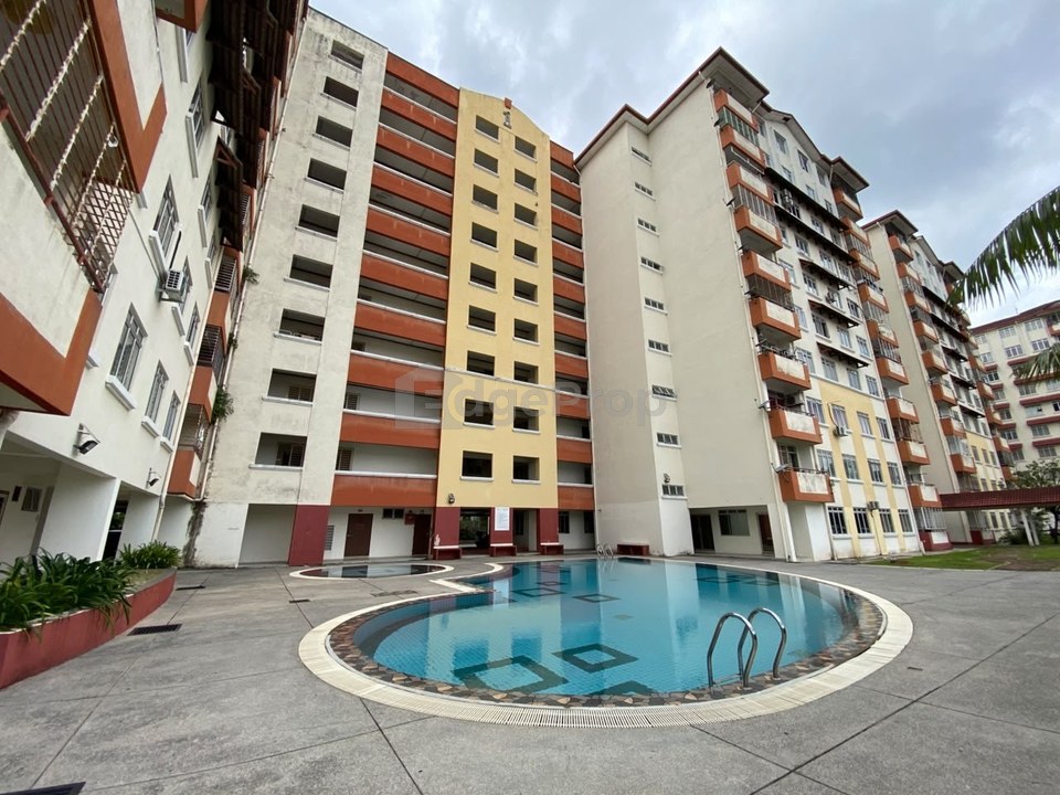 Condominium Putra Intan Dengkil For Rent, Selangor, Dengkil