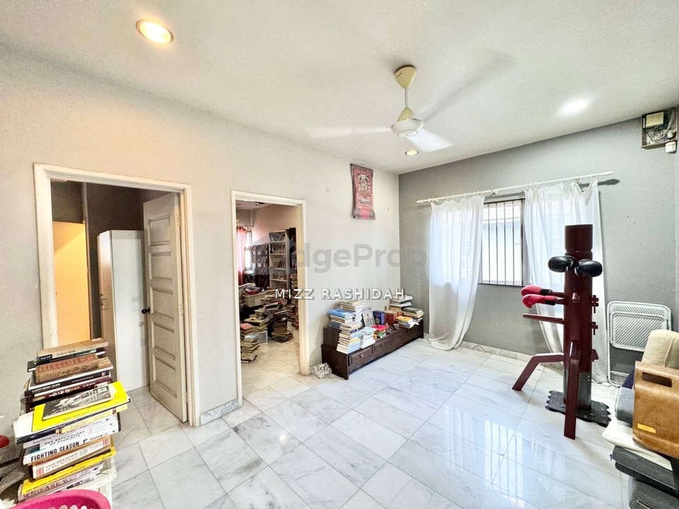 END LOT Seksyen 5 Kota Damansara Double Storey END LOT EXTRA LAND for sale, Selangor, Kota Damansara