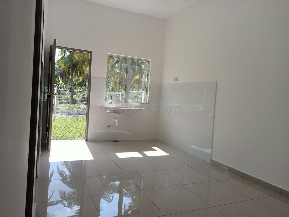 Rumah Teres Setingkat Mampu Milik @ Taman Berlian Tanjung Karang, Selangor, Selangor, Tanjong Karang 