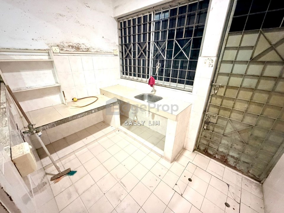 Taman Gaya Ulu Tiram 1.5 Storey Terrace House For Sale, Johor, Ulu Tiram