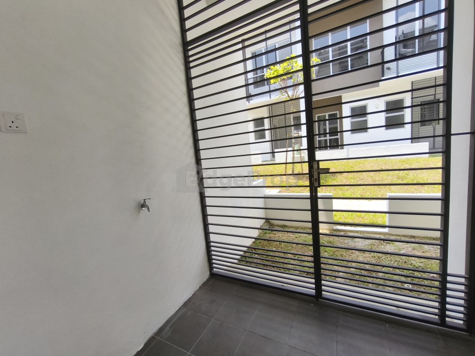2 Storey Terrace Jasmin Tamansari Rawang For Sale, Selangor, Rawang