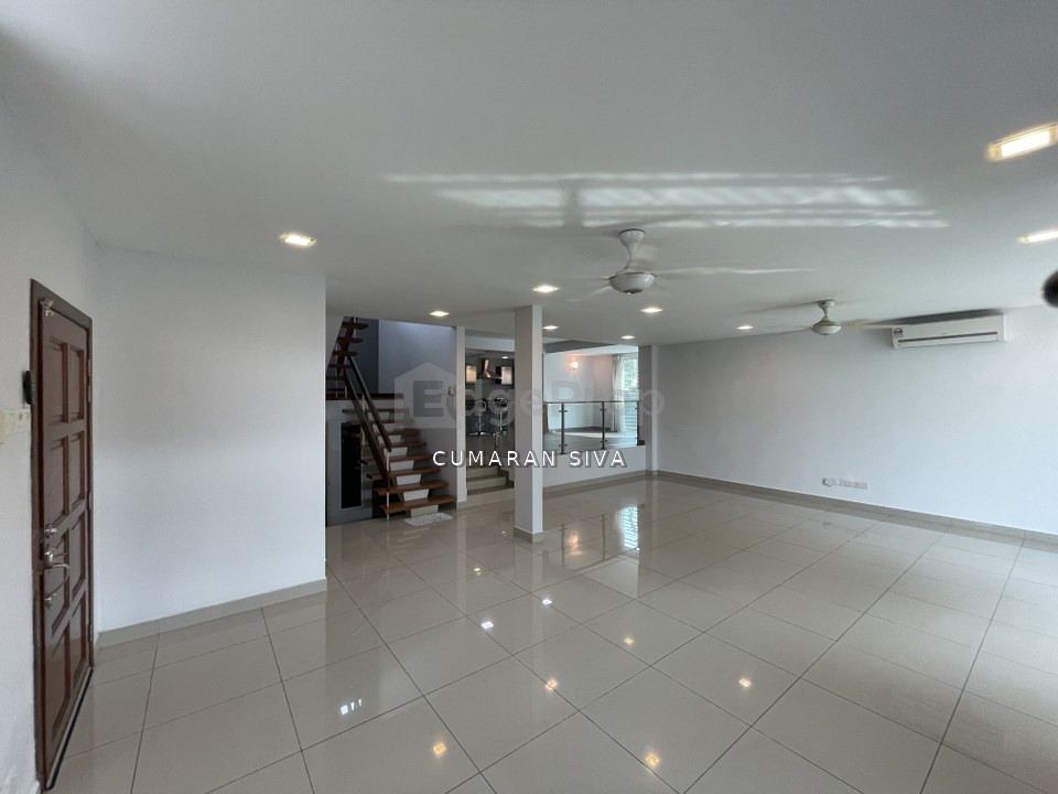 Seputeh Bunglow, 5 Bedrooms all with En-suites; Guarded Entry, Kuala Lumpur, Seputeh