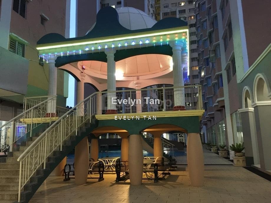 Rhythm Avenue, Subang Jaya CONNECTS TO BRT STATION, Selangor, USJ