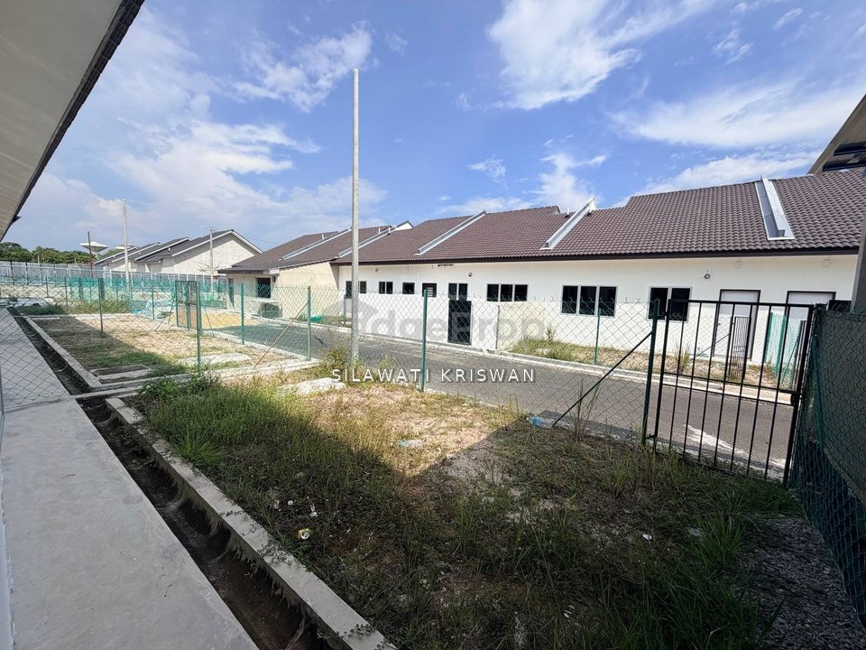 BERHAMPIRAN PLAZA TOL TEMERLOH + TERES TAMAN BUKIT TINGKAT JAYA, TEMERLOH UNTUK DIJUAL RUMAH BARU FREE KOS PEGUAM BEBAS BANJIR, Pahang, Temerloh