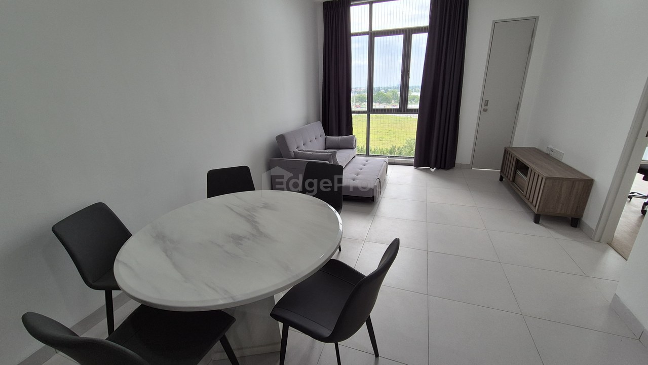 Renna Residences