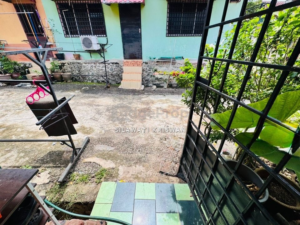 RUMAH CANTIK TERES SETINGKAT TAMAN TEMERLOH JAYA INDAH 2/1, Pahang, Temerloh