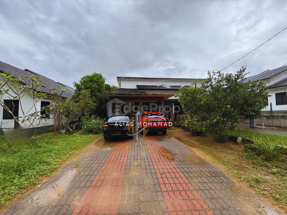 Rumah Semi-D Setingkat di Taman Perumahan Cherang Cina, Durian Guling, Marang, Terengganu, Terengganu, Marang