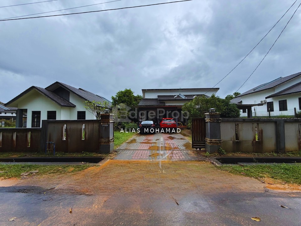 Rumah Semi-D Setingkat di Taman Perumahan Cherang Cina, Durian Guling, Marang, Terengganu