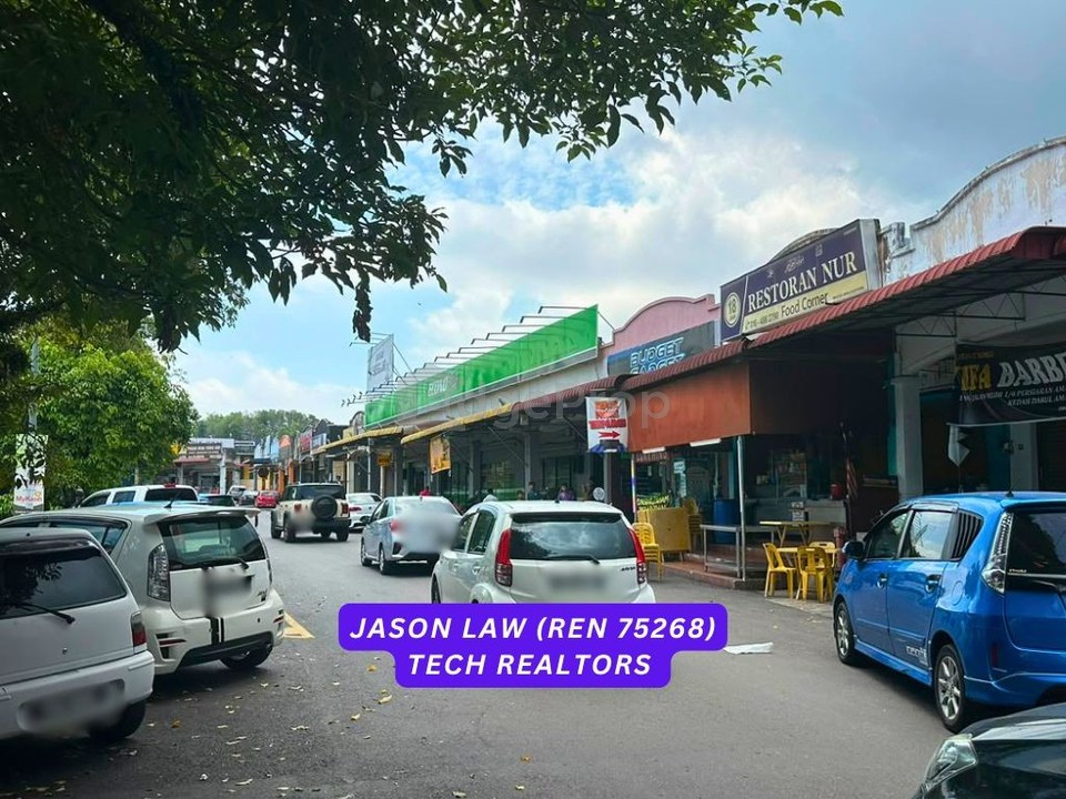 Ambangan Heights