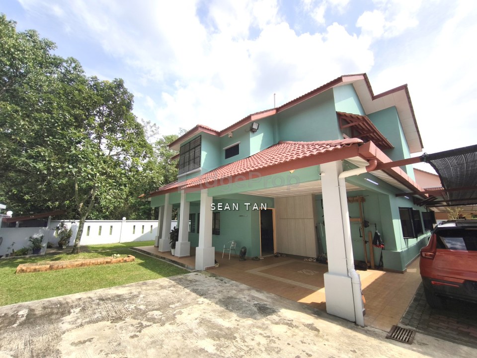 Kelab Golf Bukit Beruntung