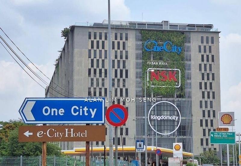 Sky Park @ One City