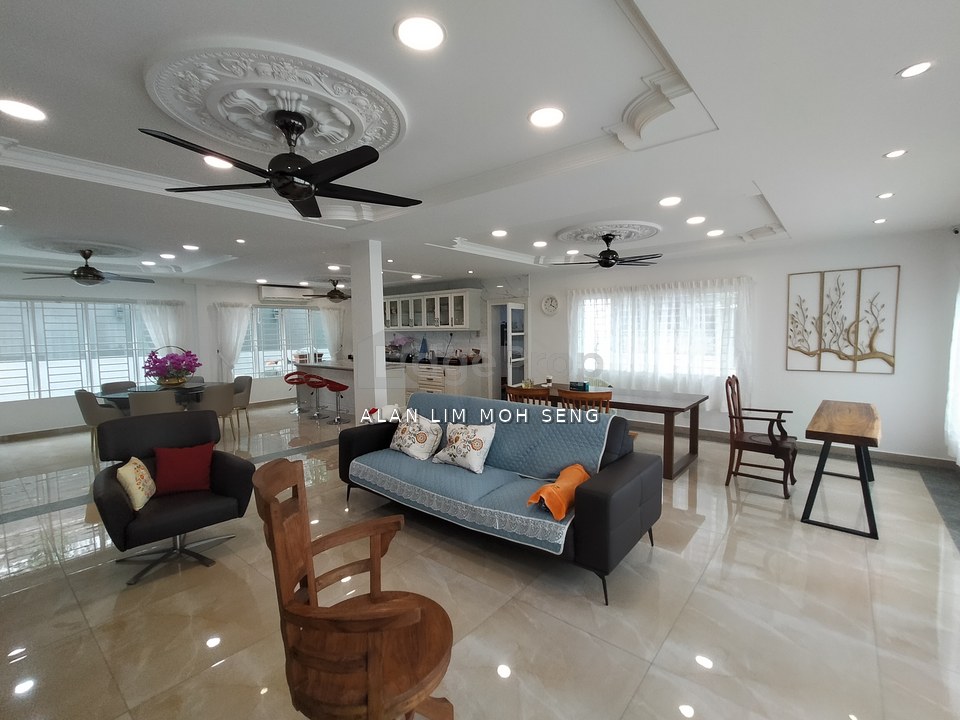 2 Storey Bungalow House at Taman Desa Old Klang Road For Sale