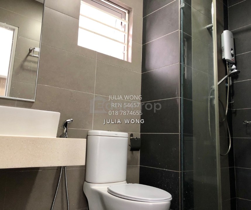 SALE: Fully furnished, high floor unit, short drive to TRX & KLCC, Kuala Lumpur, Desa Pandan