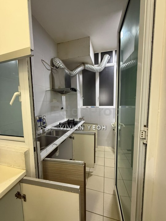 4Rooms Partially Furnished House For Rent@Scenaria Condo North Kiara, Kuala Lumpur, Segambut