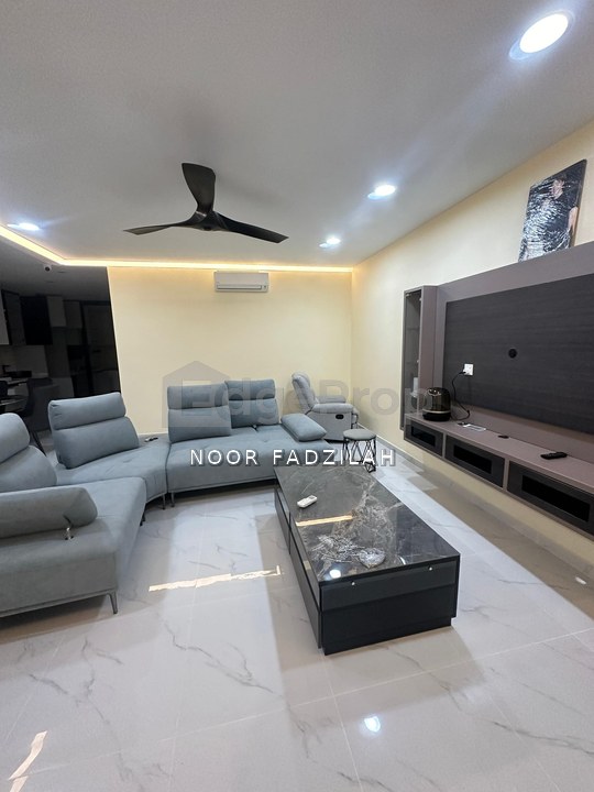 Taman Intan Baiduri, Selayang - 2 storey renovated unit, Kuala Lumpur, Selayang
